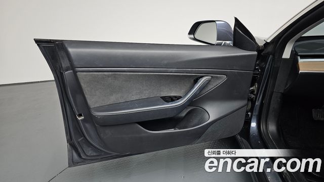 Tesla Model 3 Long Range AWD 2020 — фото 30