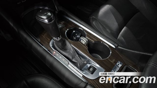Chevrolet Malibu 2.0 Turbo Premier Special 2019 — фото 9