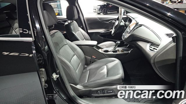 Chevrolet Malibu 2.0 Turbo Premier Special 2019 — фото 26