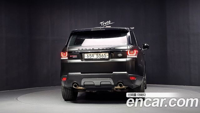 Land Rover Range Rover Sport (II) 3.0 SC HSE Dynamic 2017 — фото 4
