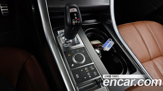 Land Rover Range Rover Sport (II) 3.0 SC HSE Dynamic 2017 — фото 9