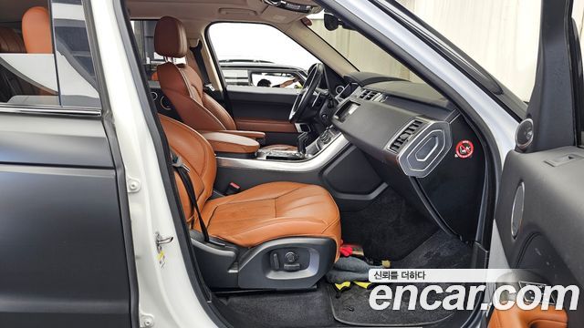 Land Rover Range Rover Sport (II) 3.0 SC HSE Dynamic 2017 — фото 15