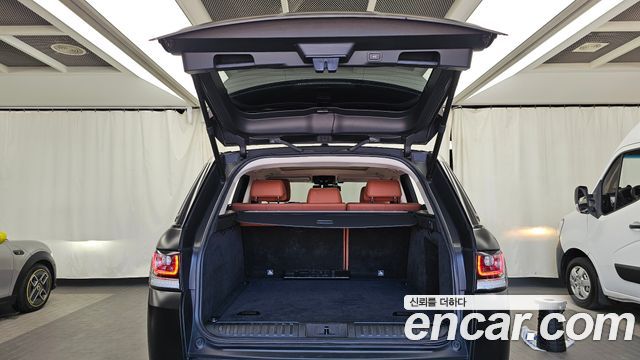 Land Rover Range Rover Sport (II) 3.0 SC HSE Dynamic 2017 — фото 24