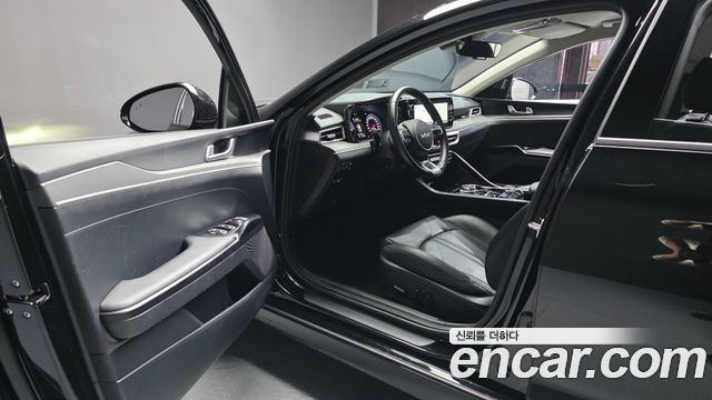Kia K5 Hybrid (III) Prestige 2023 — фото 10