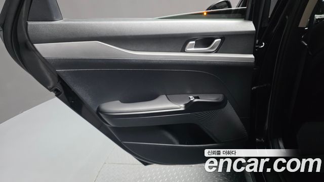 Kia K5 Hybrid (III) Prestige 2023 — фото 31