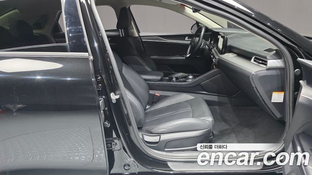 Kia K5 Hybrid (III) Prestige 2023 — фото 32