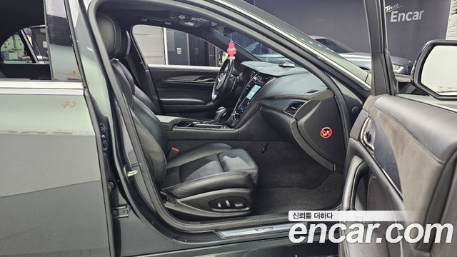 Cadillac CTS (III) 2.0 Premium 2014 — фото 11