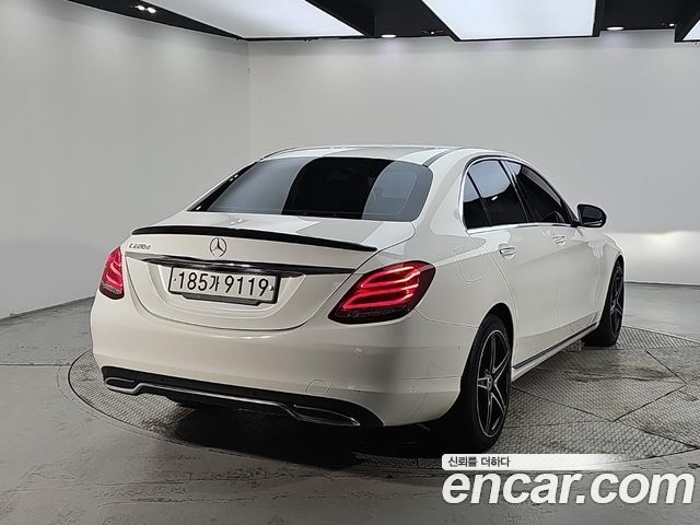 Mercedes-Benz C-Class (W205) C220 d Avantgarde 2018 — фото 4