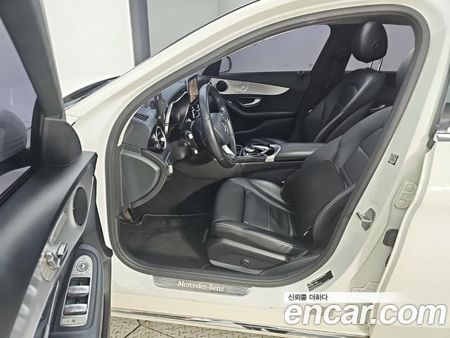 Mercedes-Benz C-Class (W205) C220 d Avantgarde 2018 — фото 15