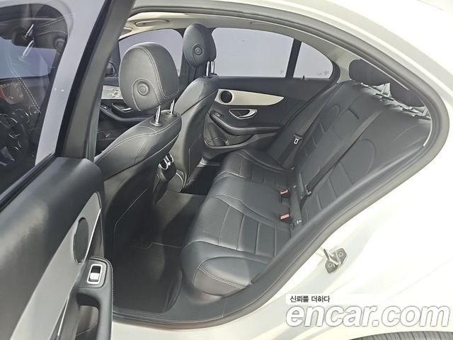Mercedes-Benz C-Class (W205) C220 d Avantgarde 2018 — фото 16