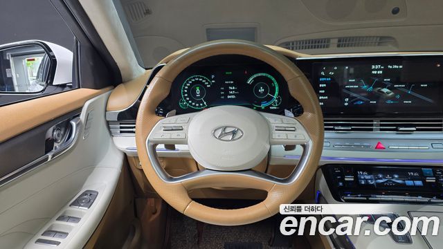 Hyundai Grandeur Hybrid (IG) Calligraphy 2021 — фото 13
