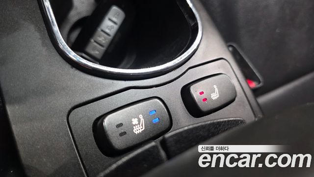KG Mobility (SsangYong) Style Korando C 2.2 RX 4WD DLX 2018 — фото 17