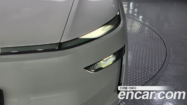 Tesla Model Y L Long Range AWD 2026 — фото 22