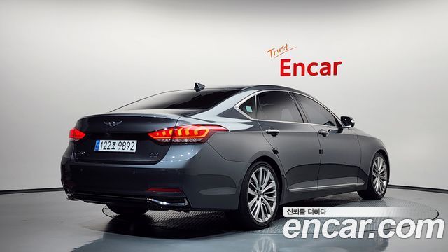 Genesis G80 2.2D AWD Premium Luxury 2018 — фото 2