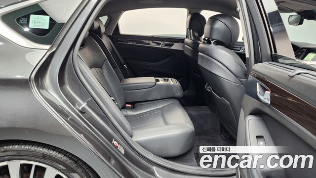 Genesis G80 2.2D AWD Premium Luxury 2018 — фото 15