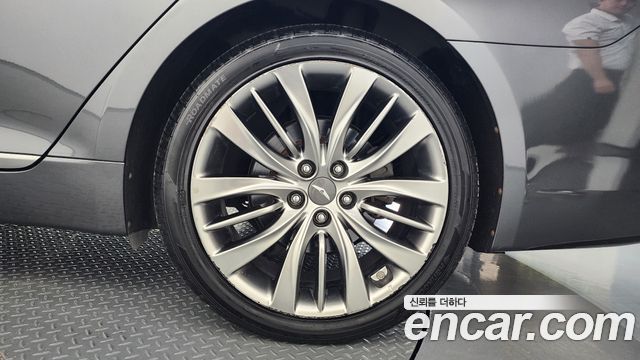 Genesis G80 2.2D AWD Premium Luxury 2018 — фото 27