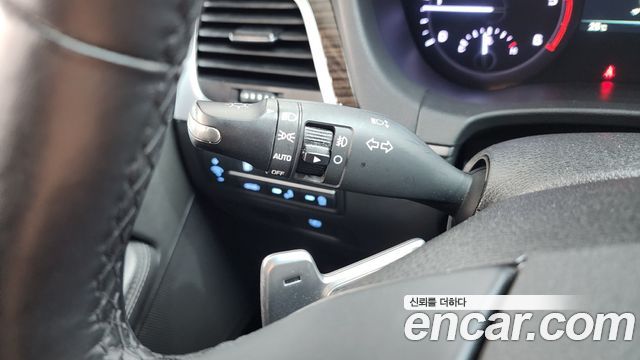 Genesis G80 2.2D AWD Premium Luxury 2018 — фото 38