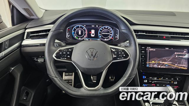 Volkswagen Arteon 2.0 TDI Prestige 2023 — фото 13