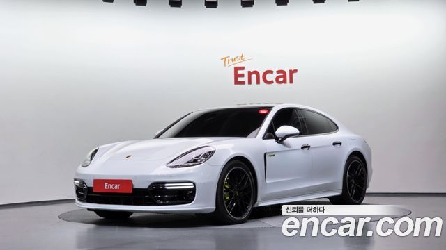Porsche Panamera (971) 2.9 AWD E-Hybrid 2018 — фото 1