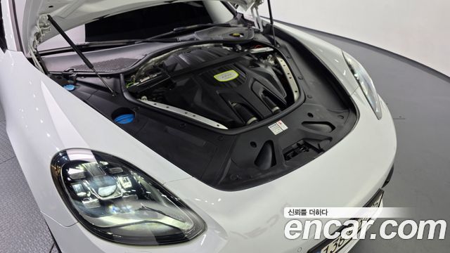 Porsche Panamera (971) 2.9 AWD E-Hybrid 2018 — фото 6