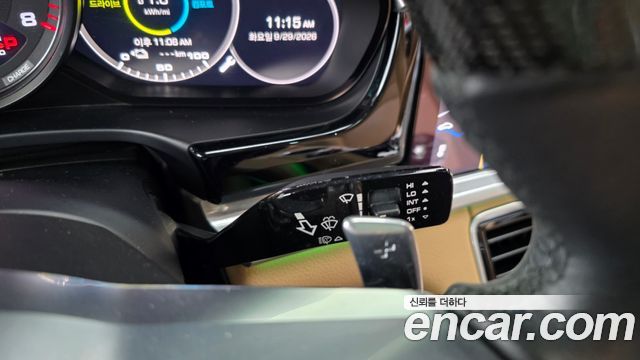 Porsche Panamera (971) 2.9 AWD E-Hybrid 2018 — фото 36
