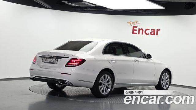 Mercedes-Benz E-Class (W213) E220d 4MATIC Exclusive 2019 — фото 2