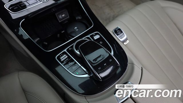 Mercedes-Benz E-Class (W213) E220d 4MATIC Exclusive 2019 — фото 15