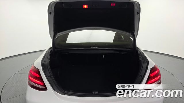 Mercedes-Benz E-Class (W213) E220d 4MATIC Exclusive 2019 — фото 20