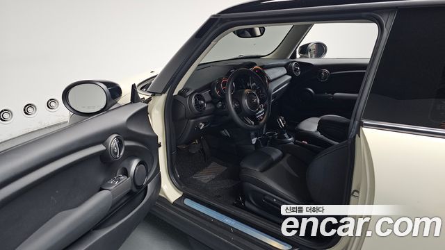 MINI Cooper Standard Third Generation 2021 — фото 10