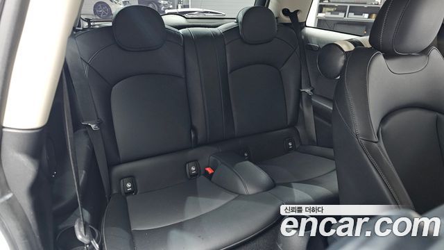 MINI Cooper Standard Third Generation 2021 — фото 11