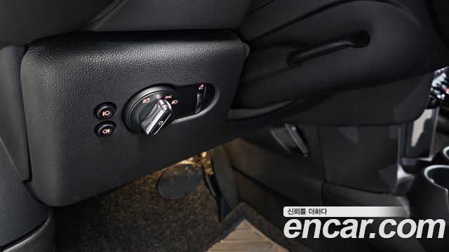MINI Cooper Standard Third Generation 2021 — фото 16