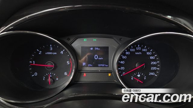 Kia Carnival 9-Seater Prstige 2019 — фото 8