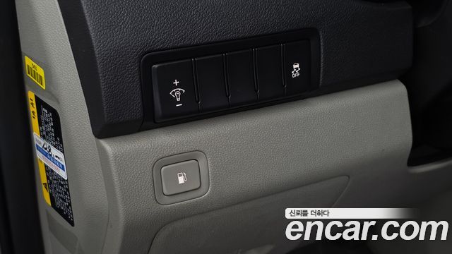 Kia Carnival 9-Seater Prstige 2019 — фото 34
