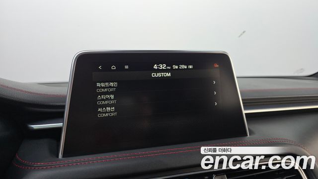Genesis G70 3.3T Sport Advanced 2018 — фото 15
