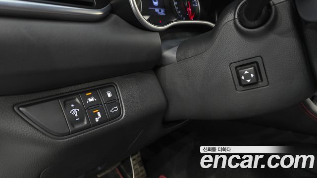 Genesis G70 3.3T Sport Advanced 2018 — фото 27
