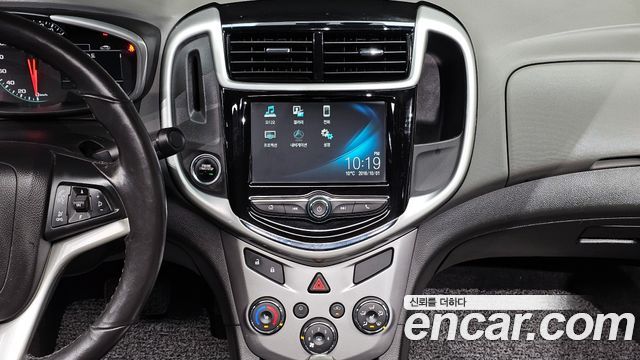 Chevrolet Aveo Sedan 1.4 Turbo LT 2017 — фото 19