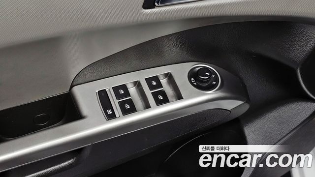 Chevrolet Aveo Sedan 1.4 Turbo LT 2017 — фото 23