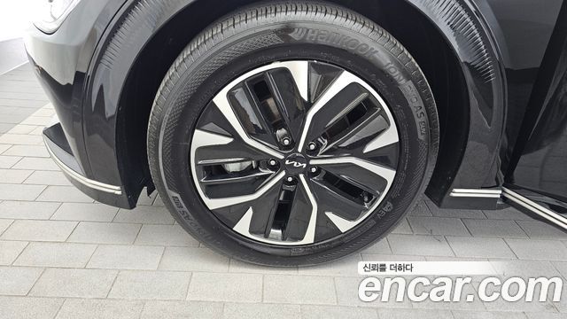 Kia EV6 Standard Earth 2023 — фото 5
