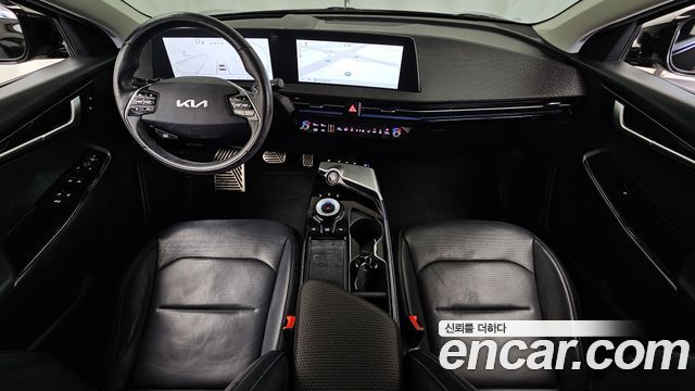 Kia EV6 Standard Earth 2023 — фото 7