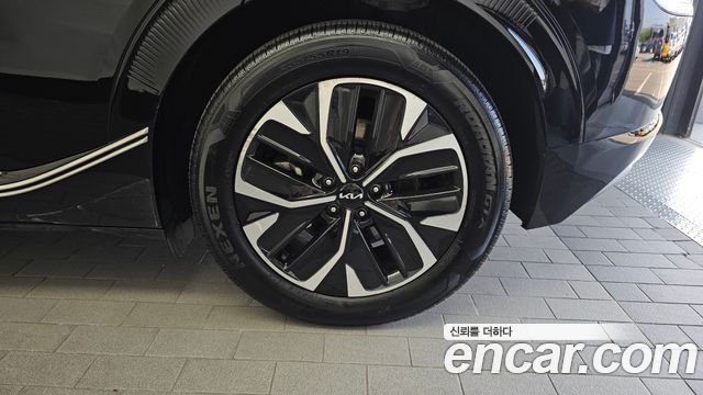 Kia EV6 Standard Earth 2023 — фото 21