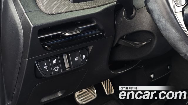 Kia EV6 Standard Earth 2023 — фото 30