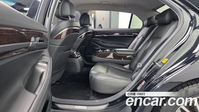 Genesis EQ900 3.8 GDI AWD Premium Luxury 2017 — фото 12