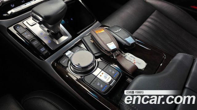 Genesis EQ900 3.8 GDI AWD Premium Luxury 2017 — фото 18