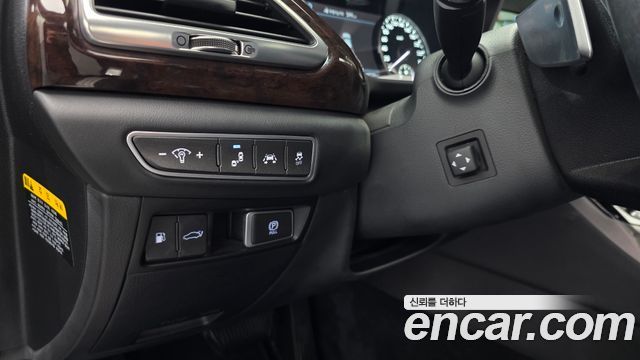 Genesis EQ900 3.8 GDI AWD Premium Luxury 2017 — фото 19
