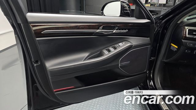 Genesis EQ900 3.8 GDI AWD Premium Luxury 2017 — фото 24