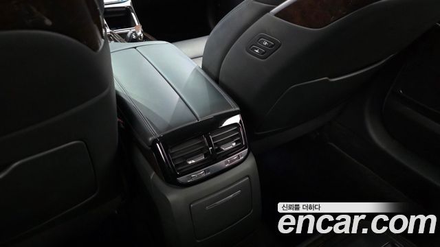 Genesis EQ900 3.8 GDI AWD Premium Luxury 2017 — фото 30