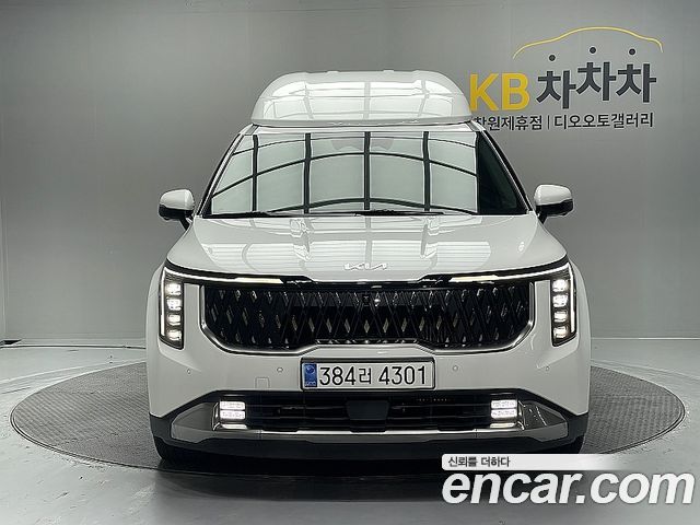 Kia Carnival (IV) HEV 9-Seater Hi-Limousine Signature 2025 — фото 3