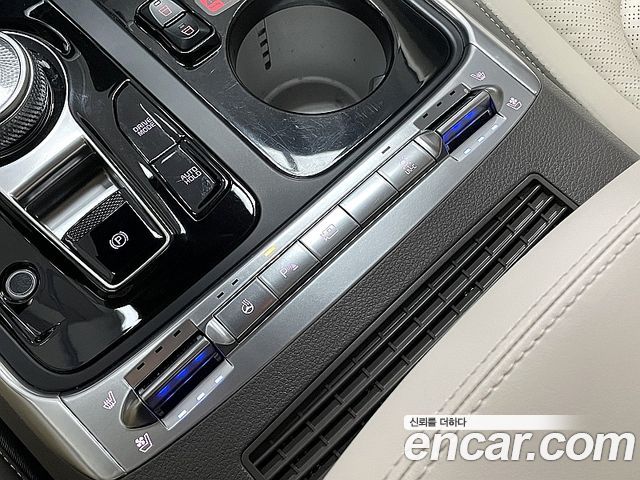 Kia Carnival (IV) HEV 9-Seater Hi-Limousine Signature 2025 — фото 20