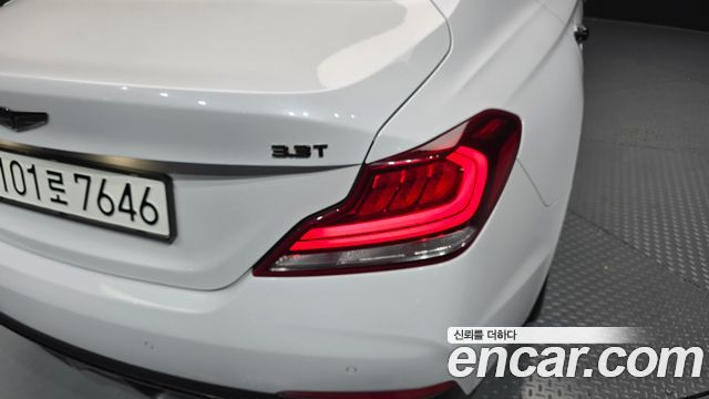 Genesis G70 3.3T Sport AWD Prestige 2019 — фото 23