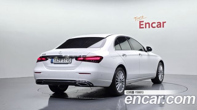 Mercedes-Benz E-Class (W213) E250 Exclusive 2021 — фото 2